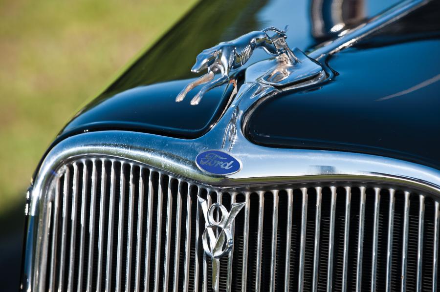  Ford DeLuxe Fordor Sedan 1933 года  (фото 5 из 17)
